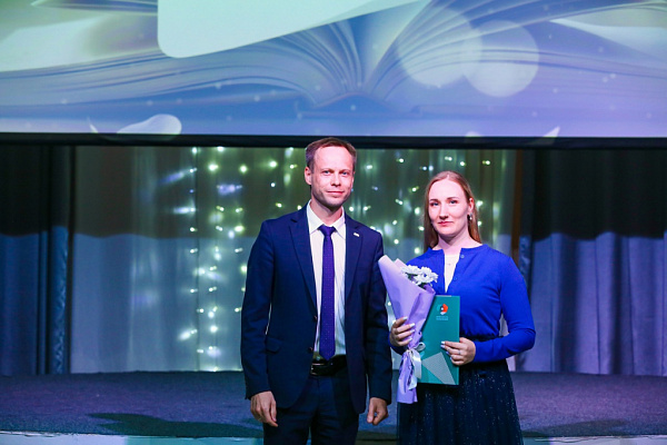 Сотрудников ЦБС Центрального округа наградили в рамках празднования Общероссийского дня библиотек
