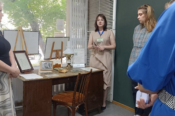 В Городском центре истории новосибирской книги прошел методический день для библиотекарей Новосибирска